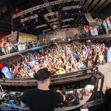 Groove Cruise photo by Veranmiky